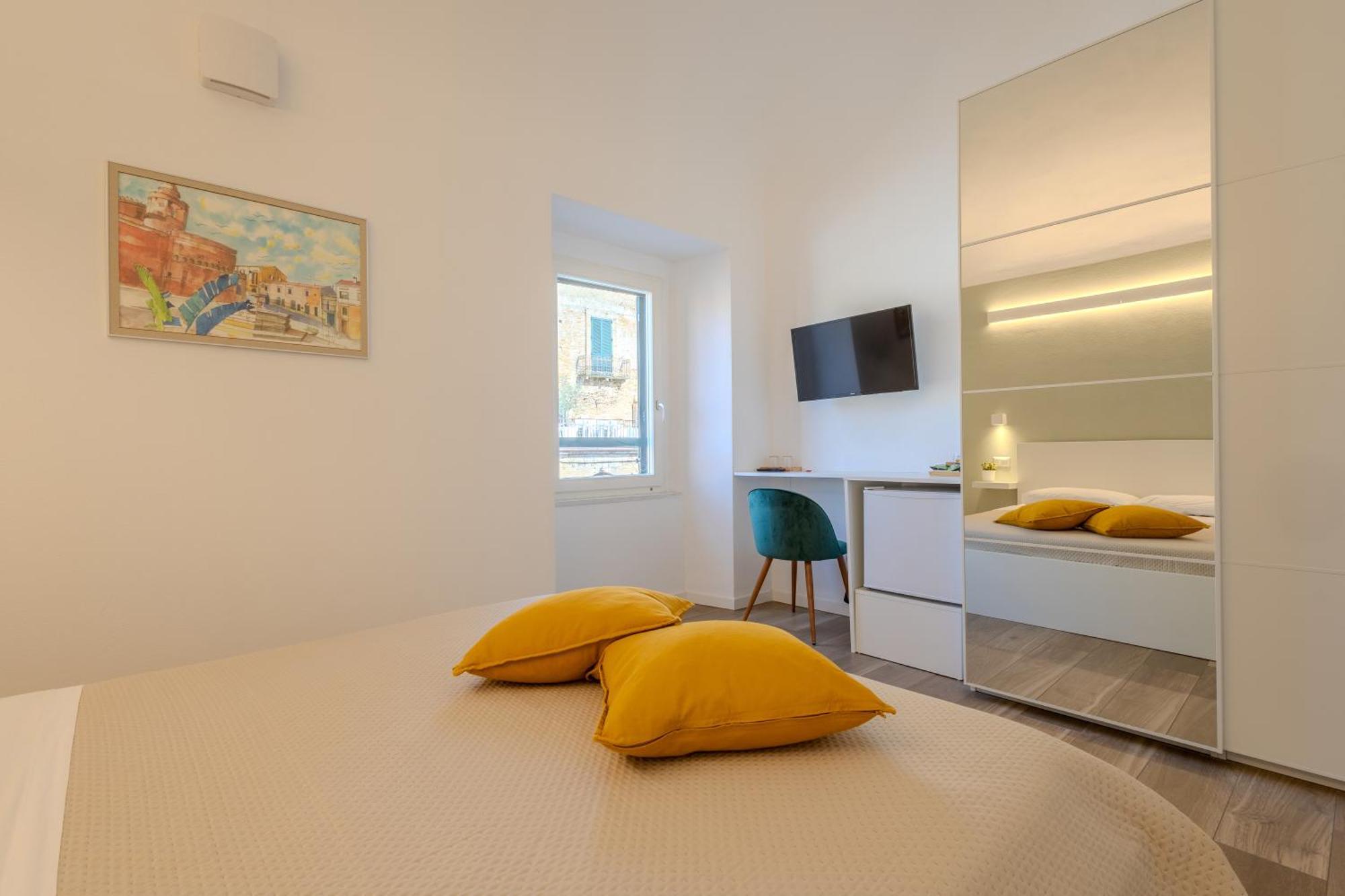 Corso Garibaldi 21 Apartment & Rooms Vasto Exterior foto